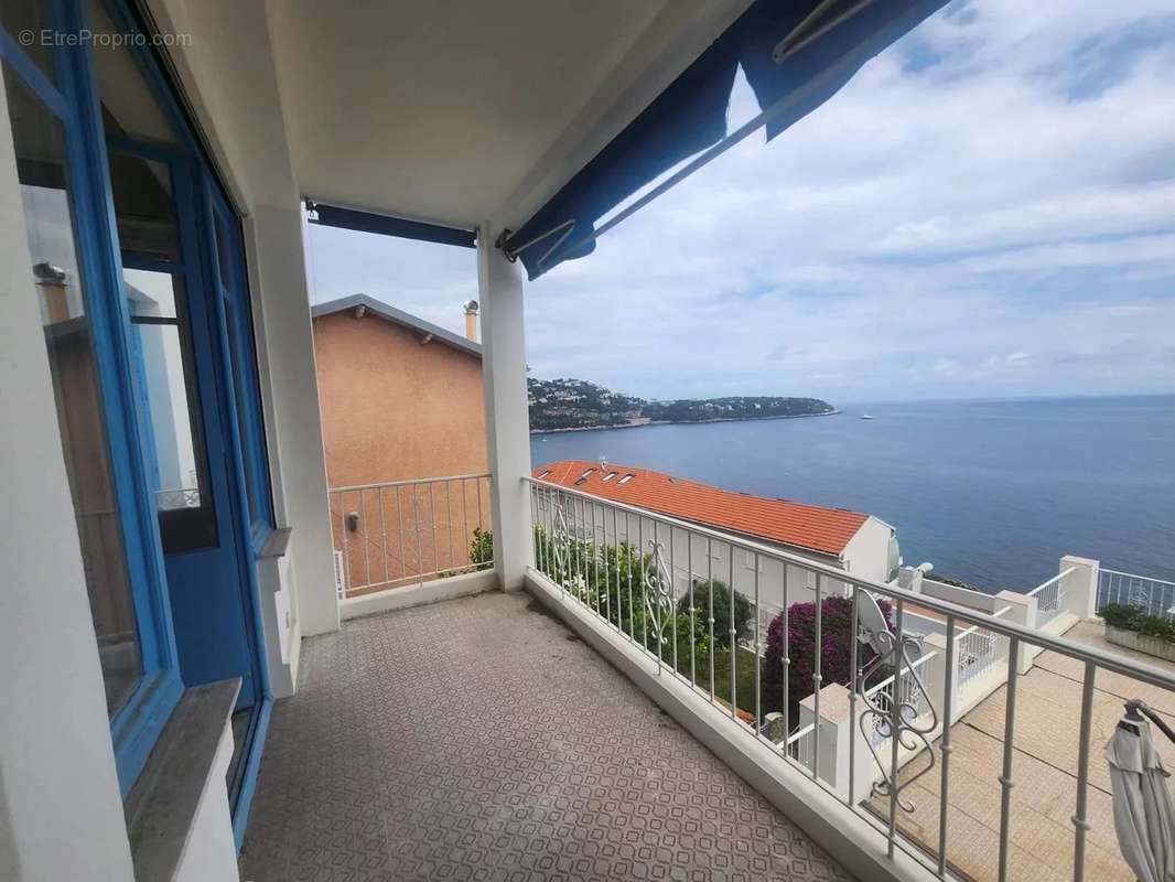 Appartement à ROQUEBRUNE-CAP-MARTIN