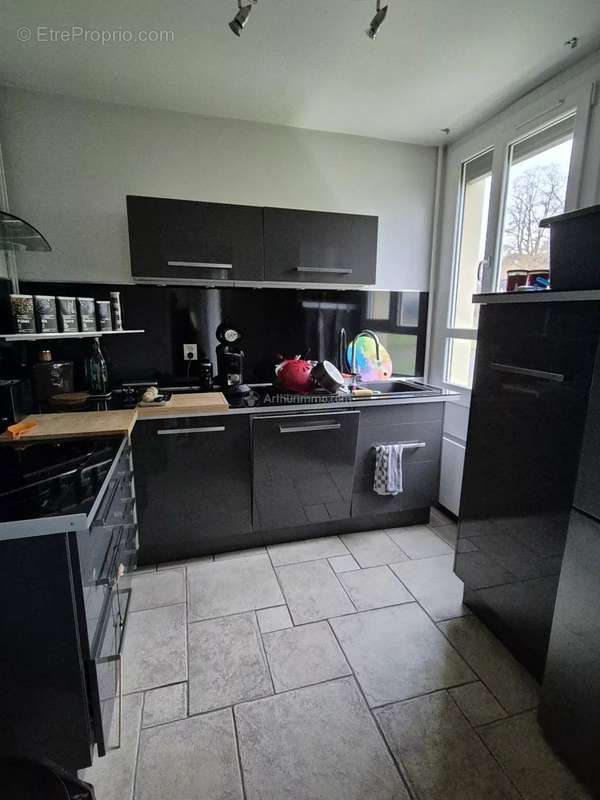 Appartement à GENAY