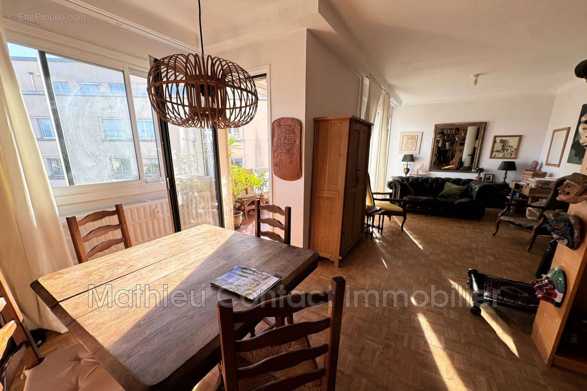 Appartement à NIMES