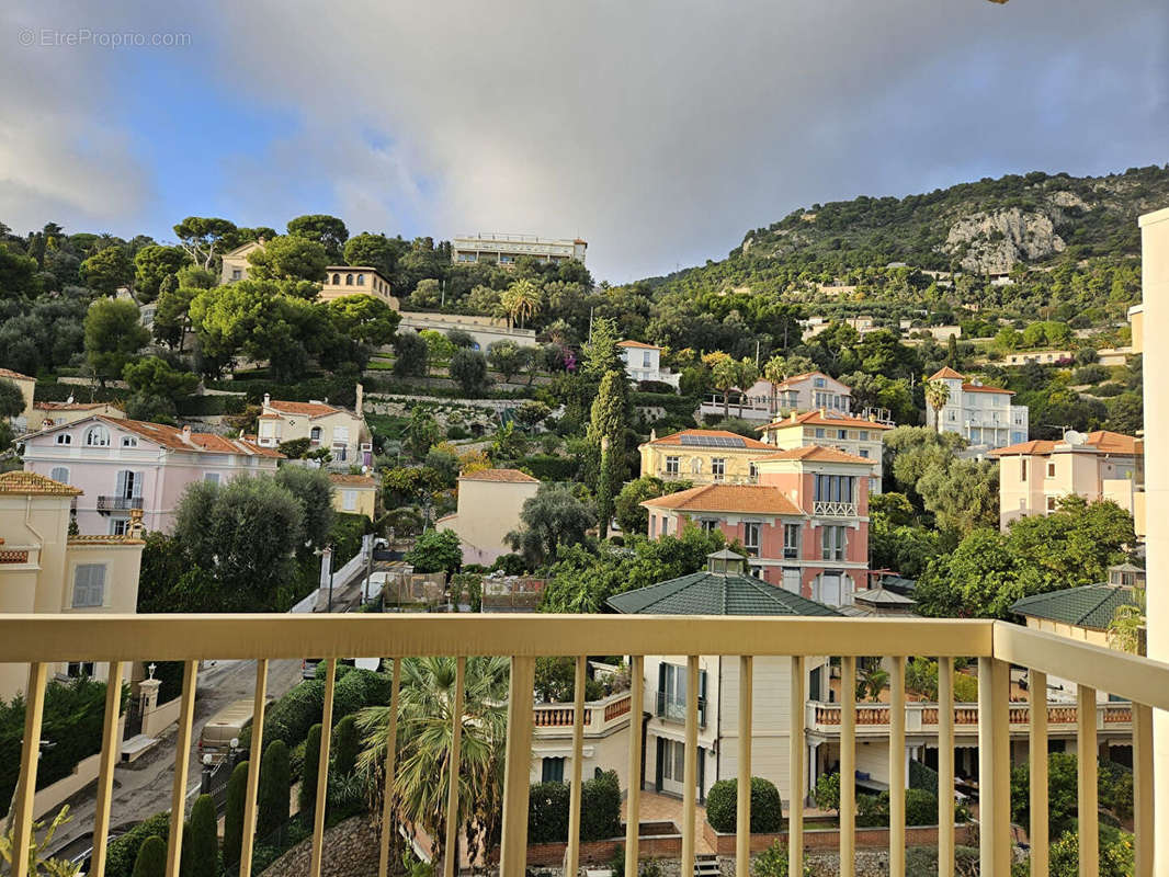 Appartement à BEAULIEU-SUR-MER