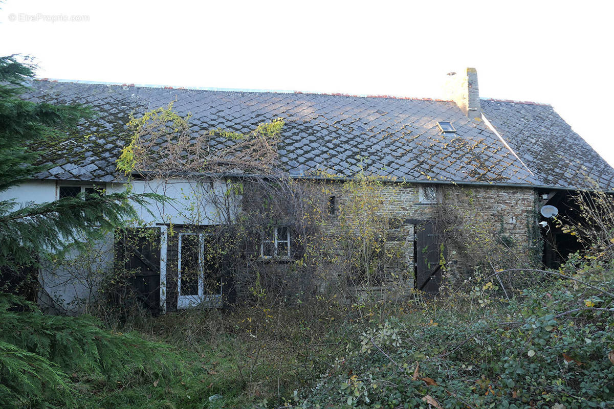 Maison à MORTAIN