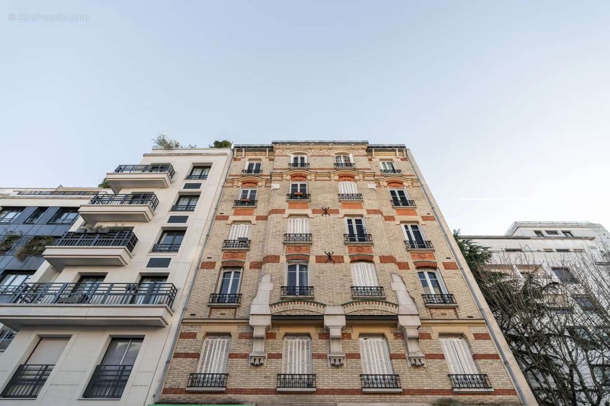 Appartement à LEVALLOIS-PERRET