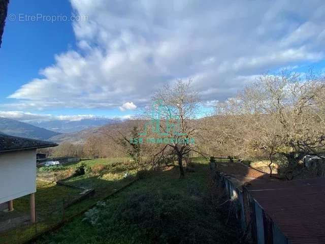 Appartement à LA ROCHETTE