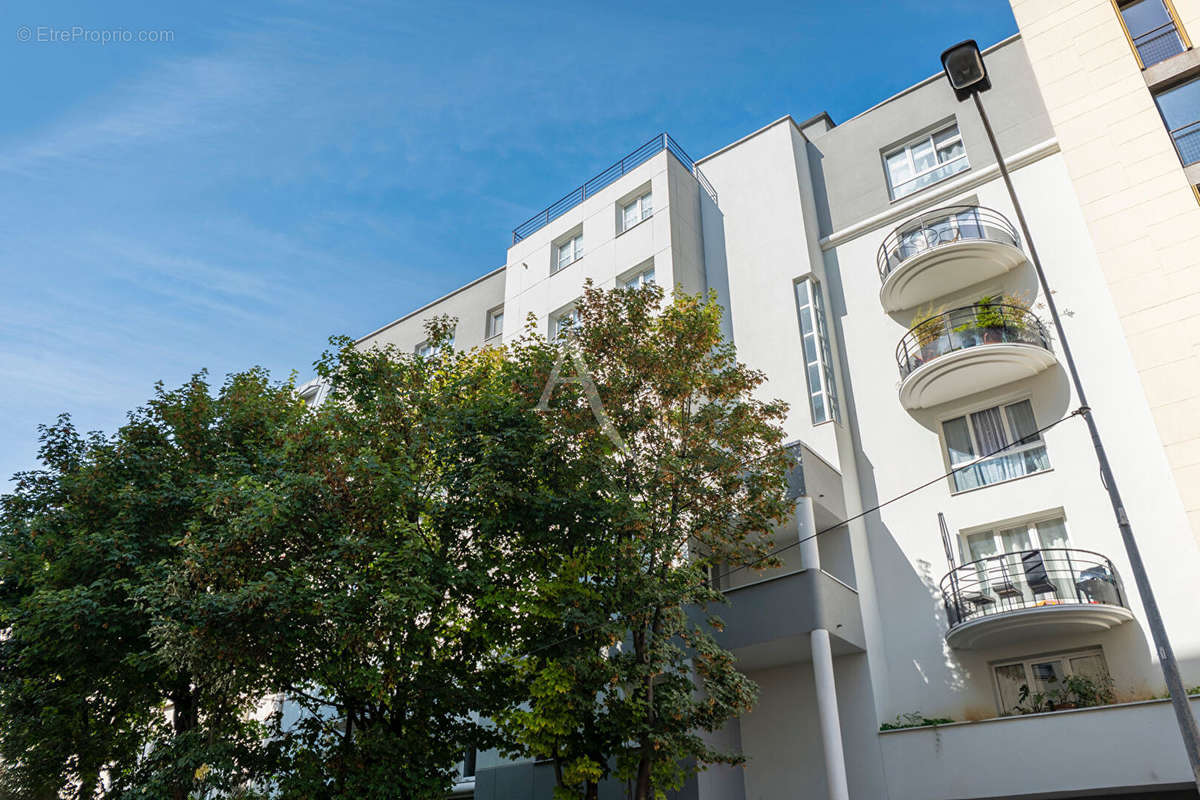 Appartement à MONTROUGE