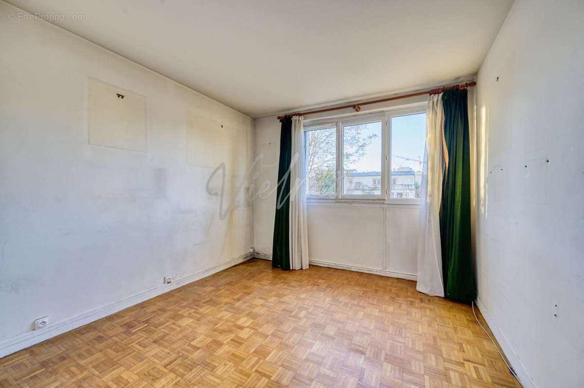 Appartement à SURESNES