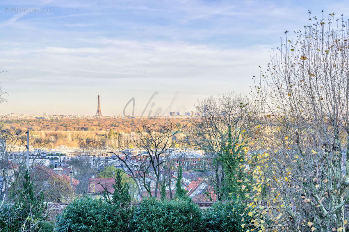 Appartement à SURESNES