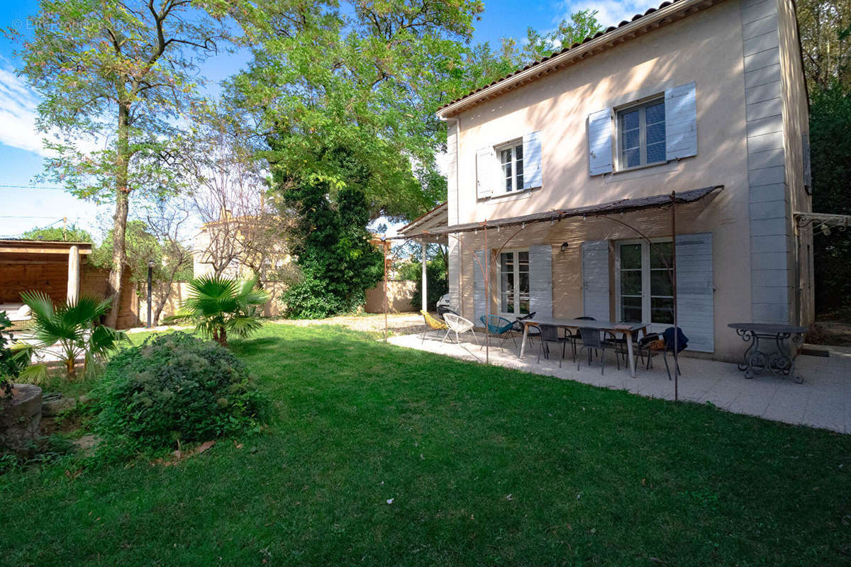 Maison à ROQUEMAURE