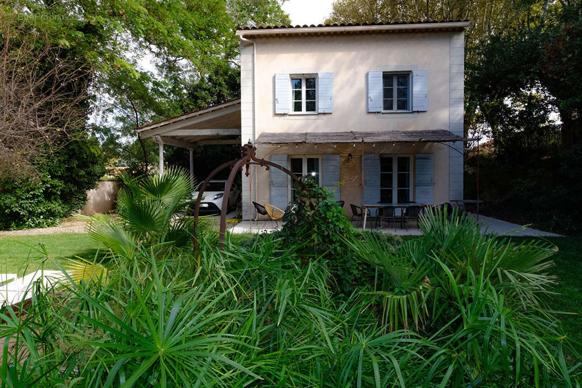 Maison à ROQUEMAURE