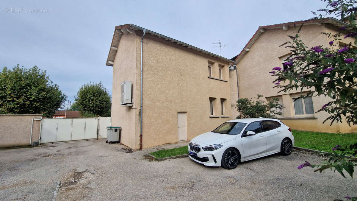 Maison à AMBERIEU-EN-BUGEY