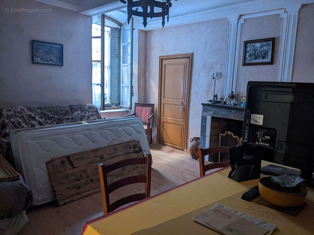 Appartement à AUPS