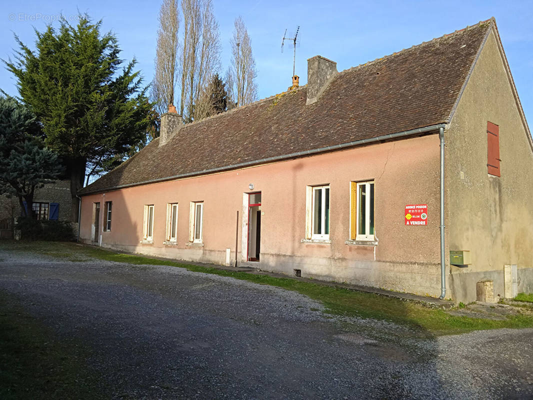 Maison à LE GUE-DE-LA-CHAINE