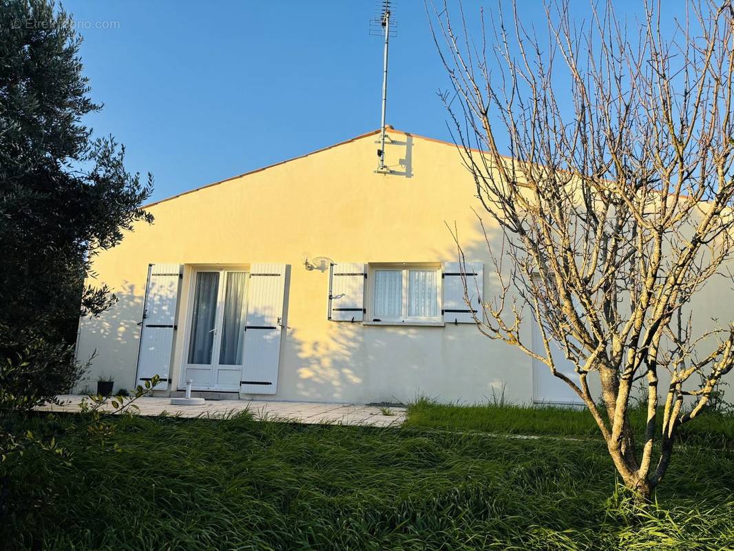 Maison à BARZAN