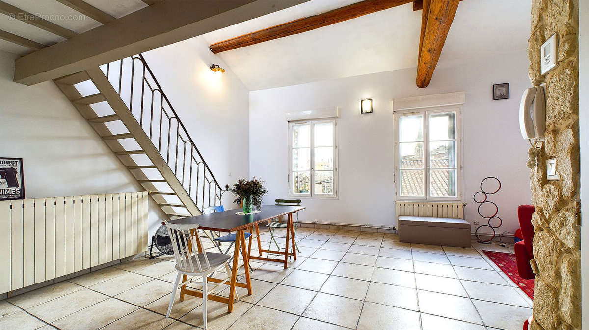 Appartement à NIMES