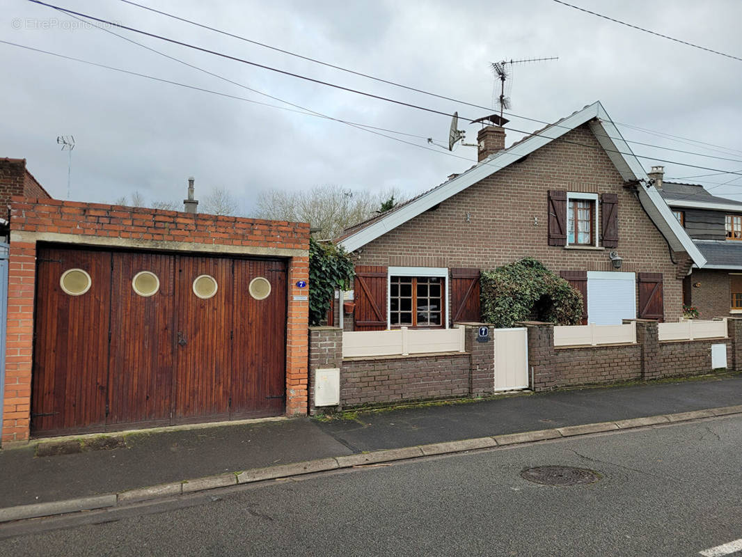 Maison à RIEULAY