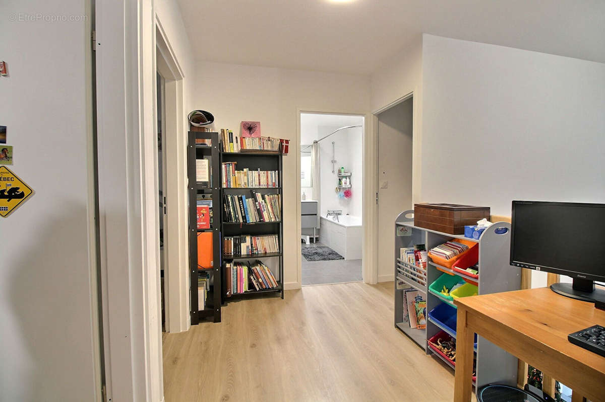 Appartement à COLOMBES