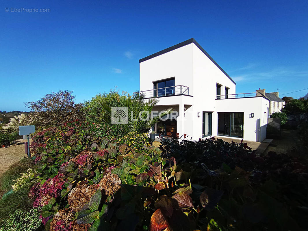 Maison à PLEUMEUR-BODOU