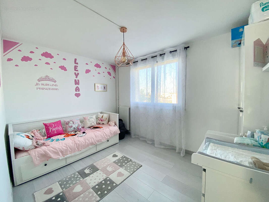 Appartement à MARSEILLE-11E