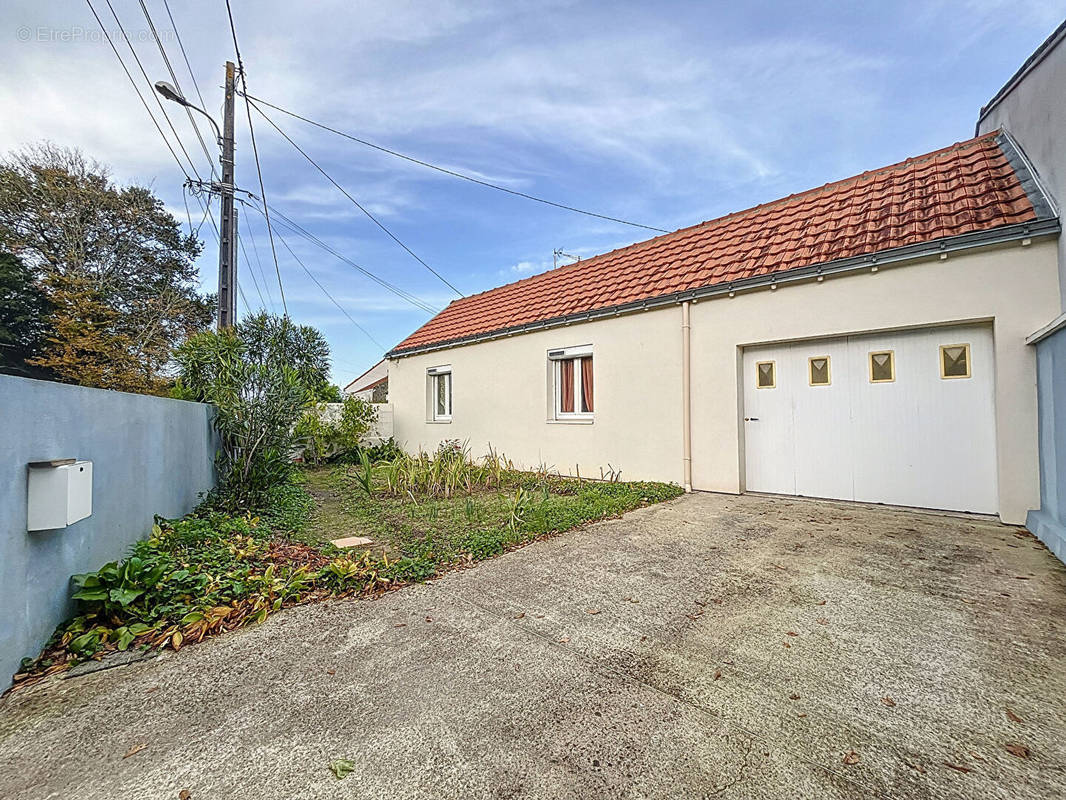 Maison à SAINT-SEBASTIEN-SUR-LOIRE