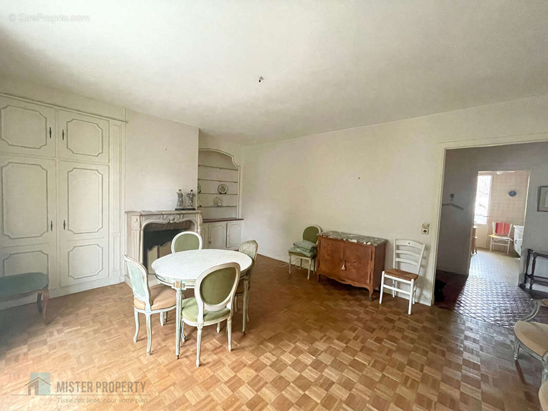 Appartement à RUEIL-MALMAISON