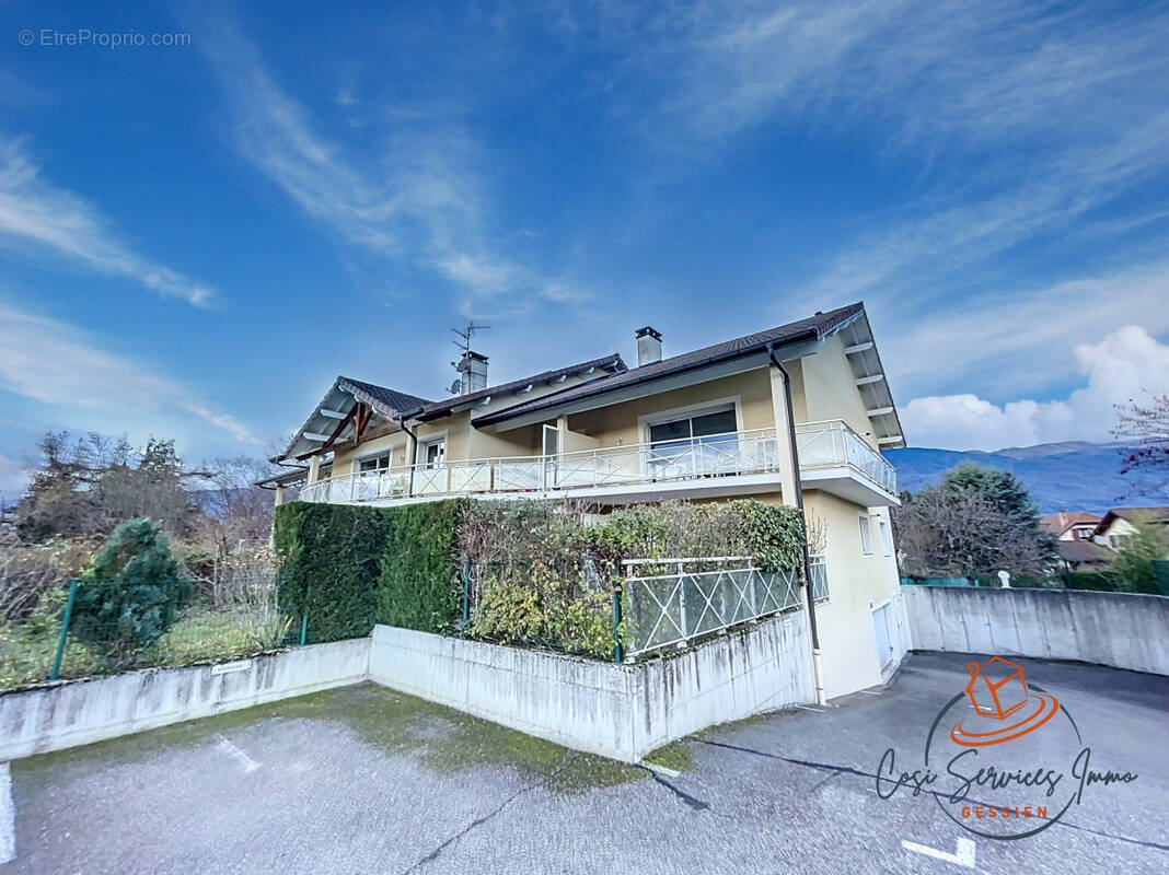 Appartement à SAINT-GENIS-POUILLY