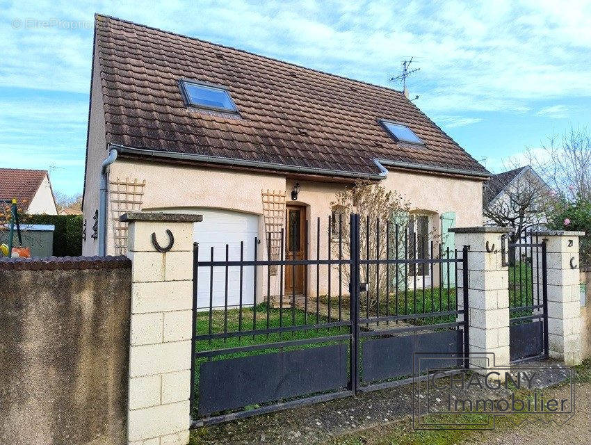 Maison à CHAGNY