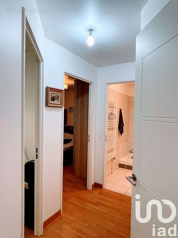 Photo 4 - Appartement à ASNIERES-SUR-SEINE