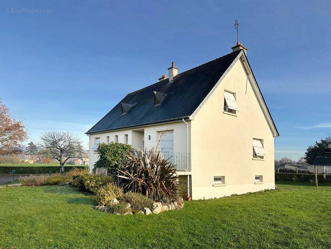 Maison à BAIN-DE-BRETAGNE