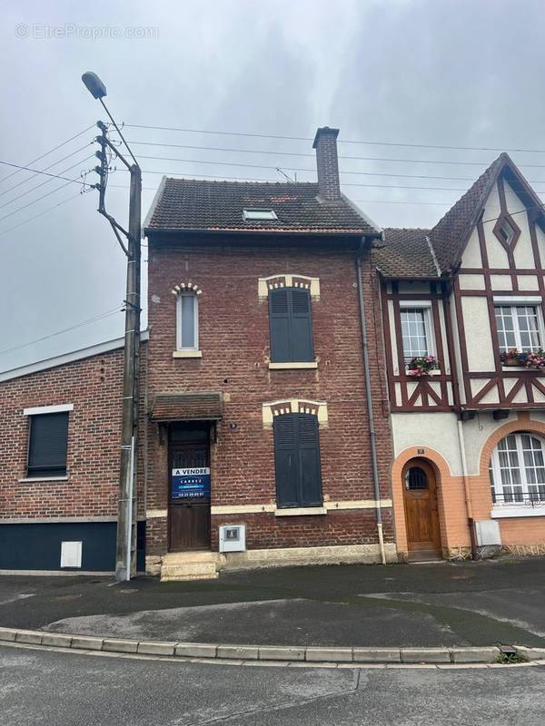 Maison à CHAUNY