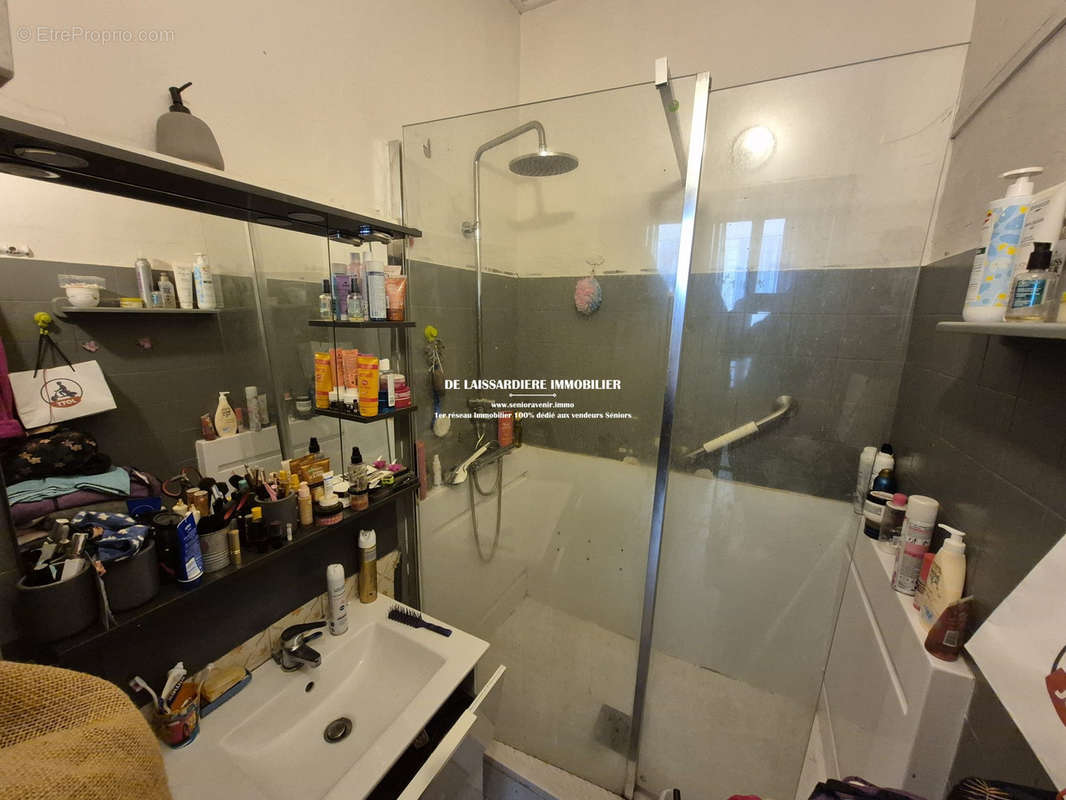 Appartement à MARSEILLE-2E