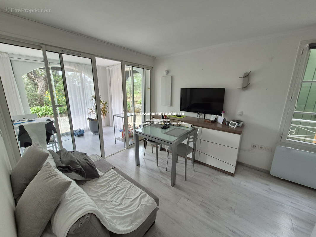 Appartement à GRIMAUD