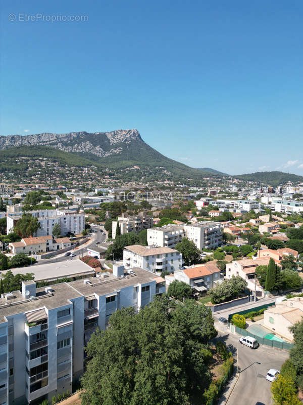 Terrain à LA VALETTE-DU-VAR