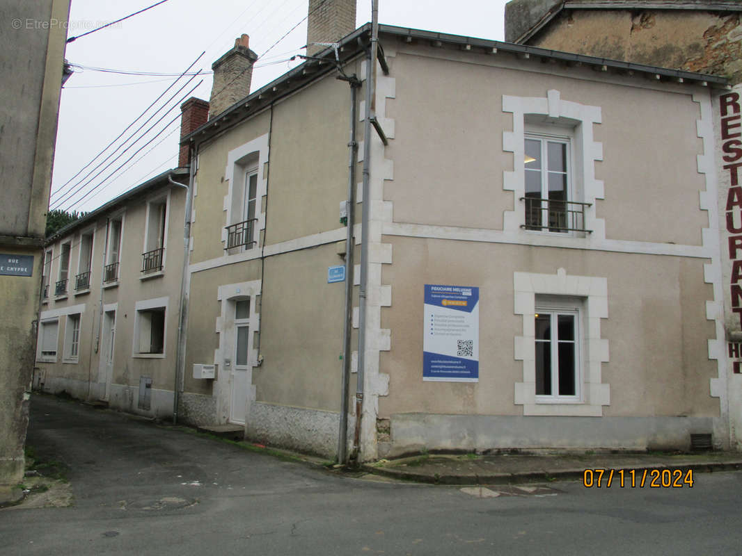 Appartement à LUSIGNAN