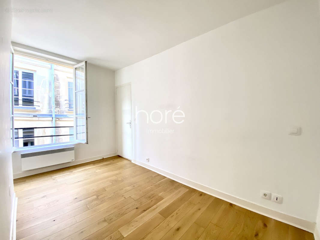 Appartement à PARIS-6E