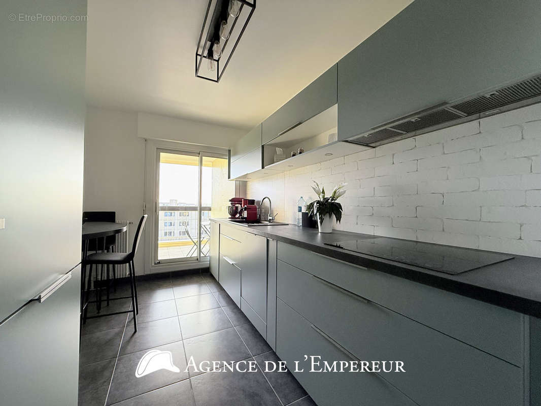 Appartement à RUEIL-MALMAISON