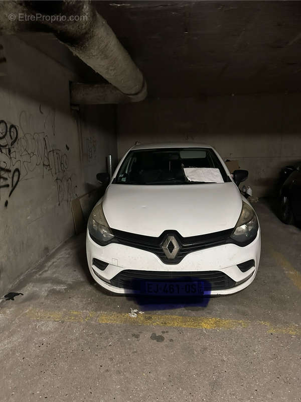 Parking à SARCELLES