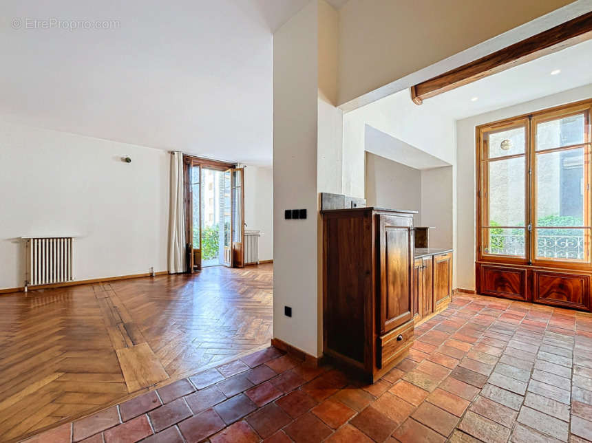 Appartement à AIX-LES-BAINS