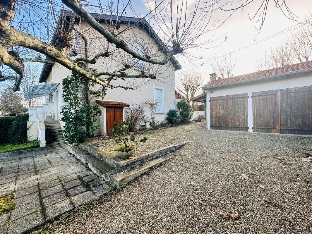 Maison à FLEURIEUX-SUR-L&#039;ARBRESLE