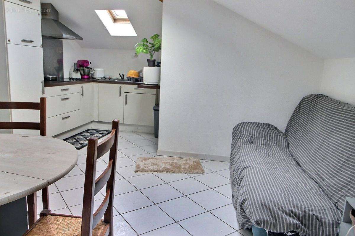 Appartement à DOUVAINE