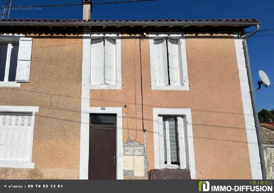 Maison à RUFFEC