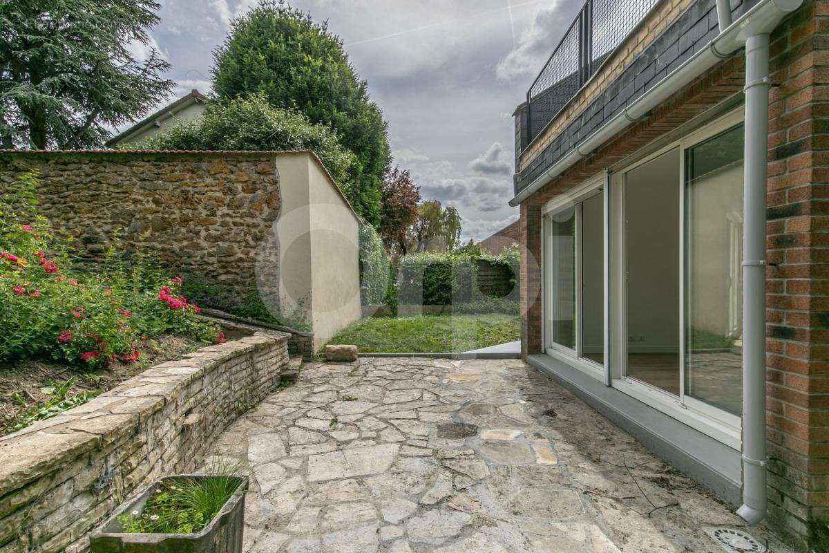 Maison à FONTENAY-SOUS-BOIS