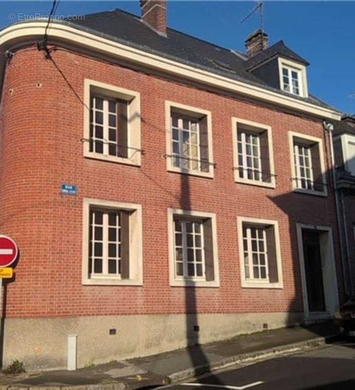 Maison à NEUFCHATEL-EN-BRAY