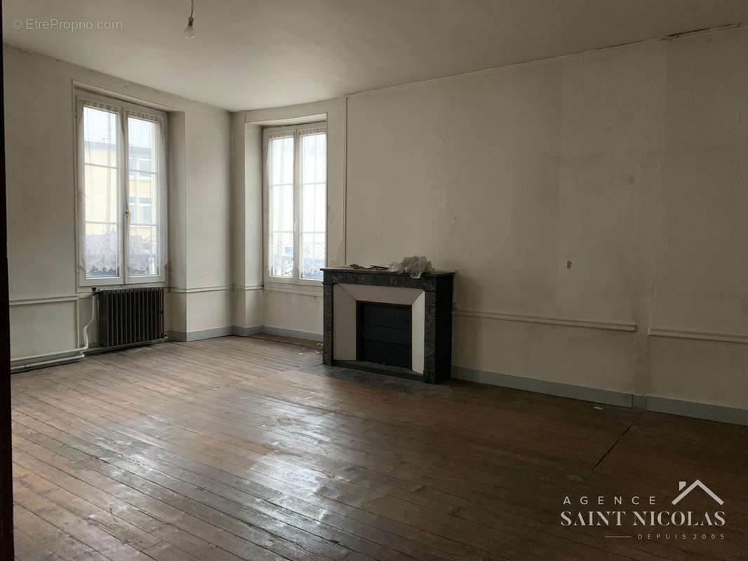 Appartement à MANTES-LA-JOLIE