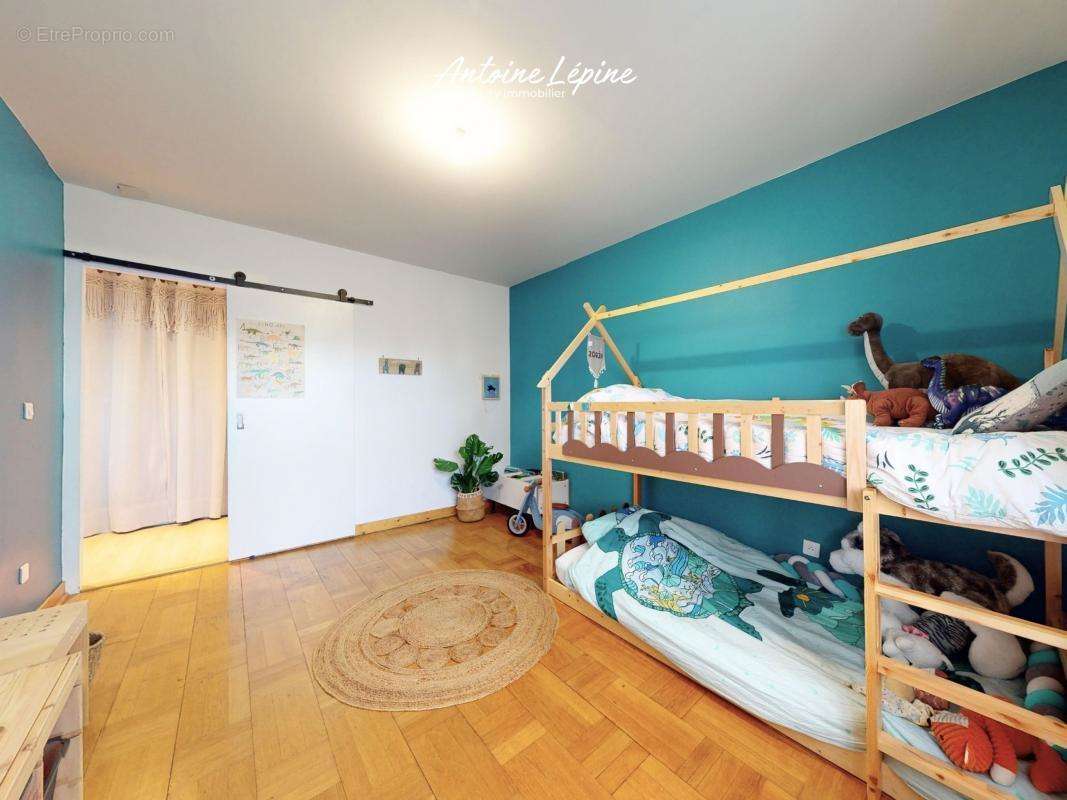 Appartement à LYON-8E