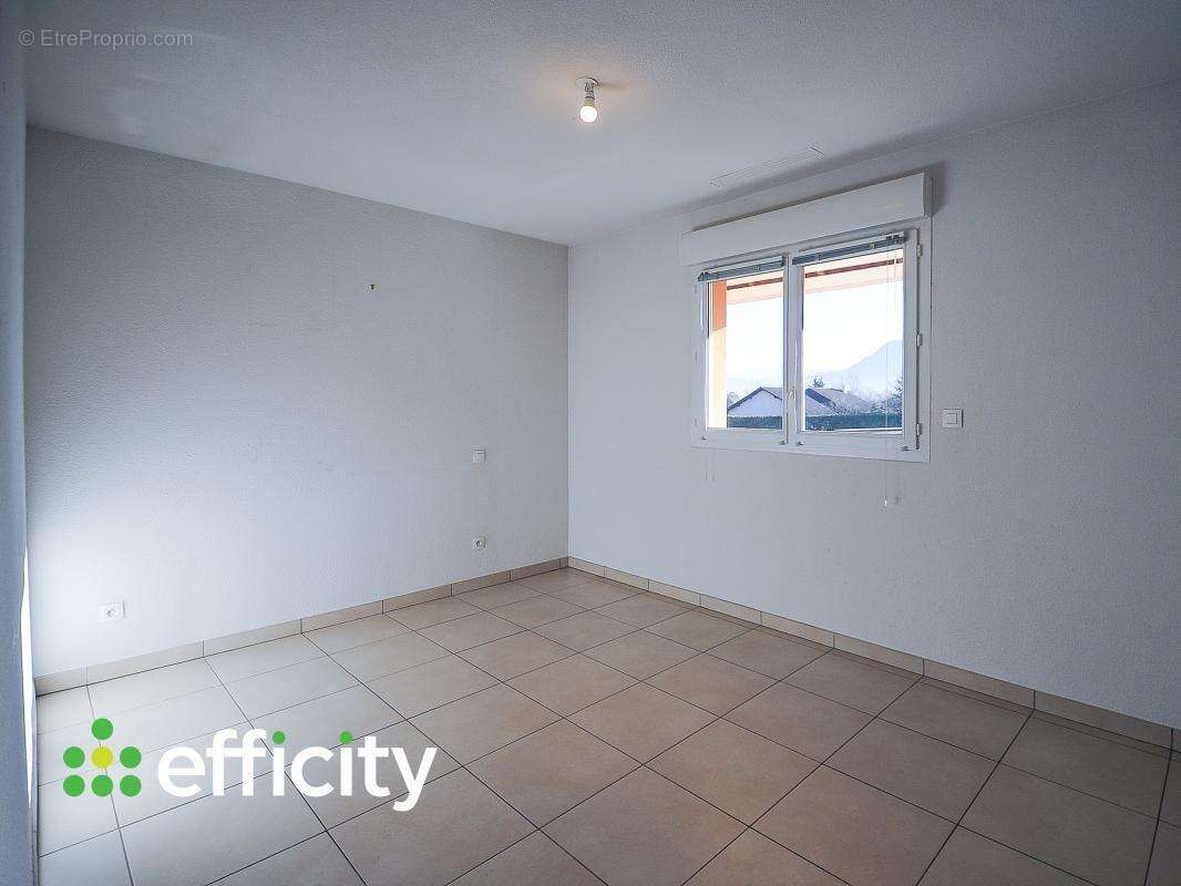 Appartement à AMANCY