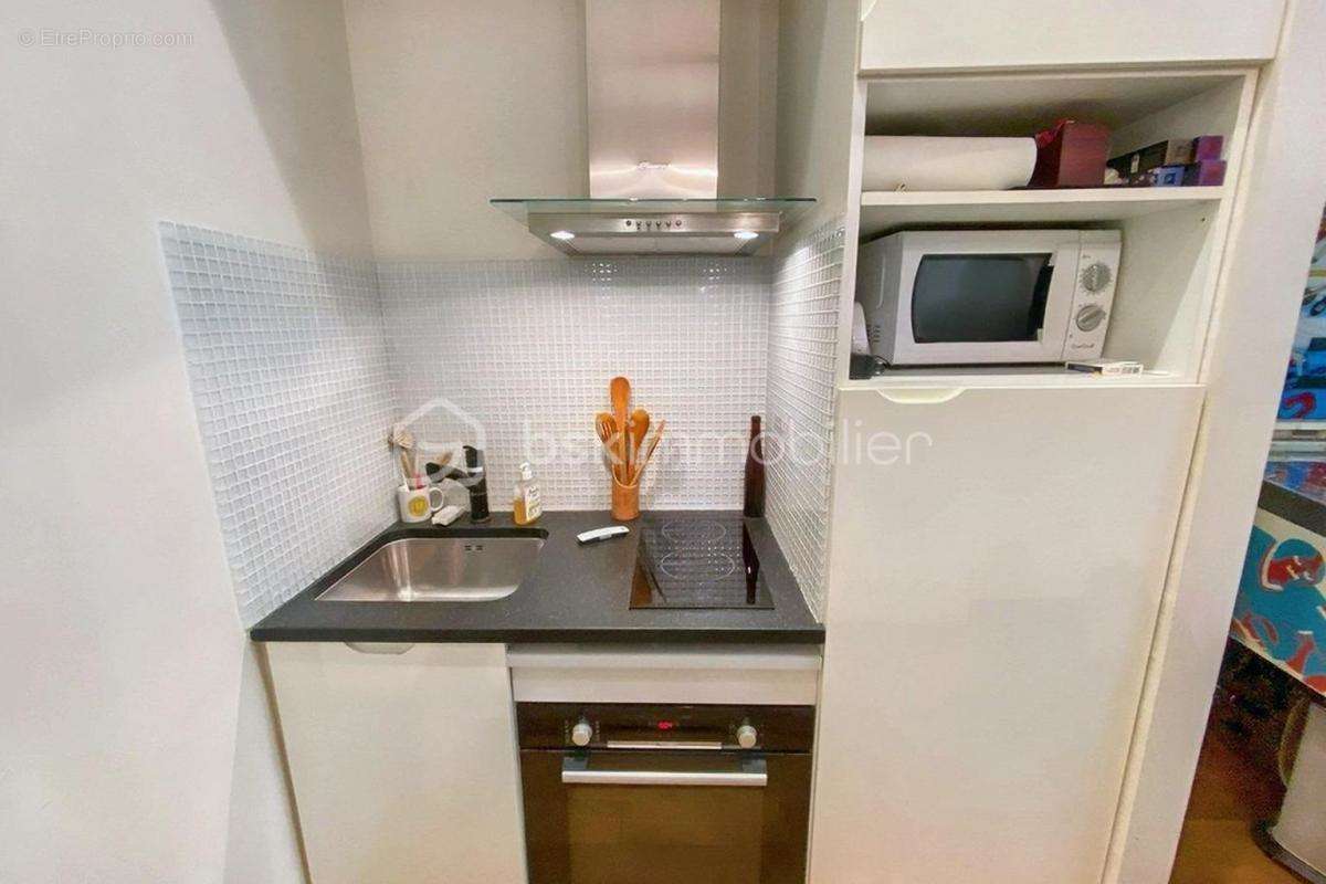 Appartement à PARIS-8E