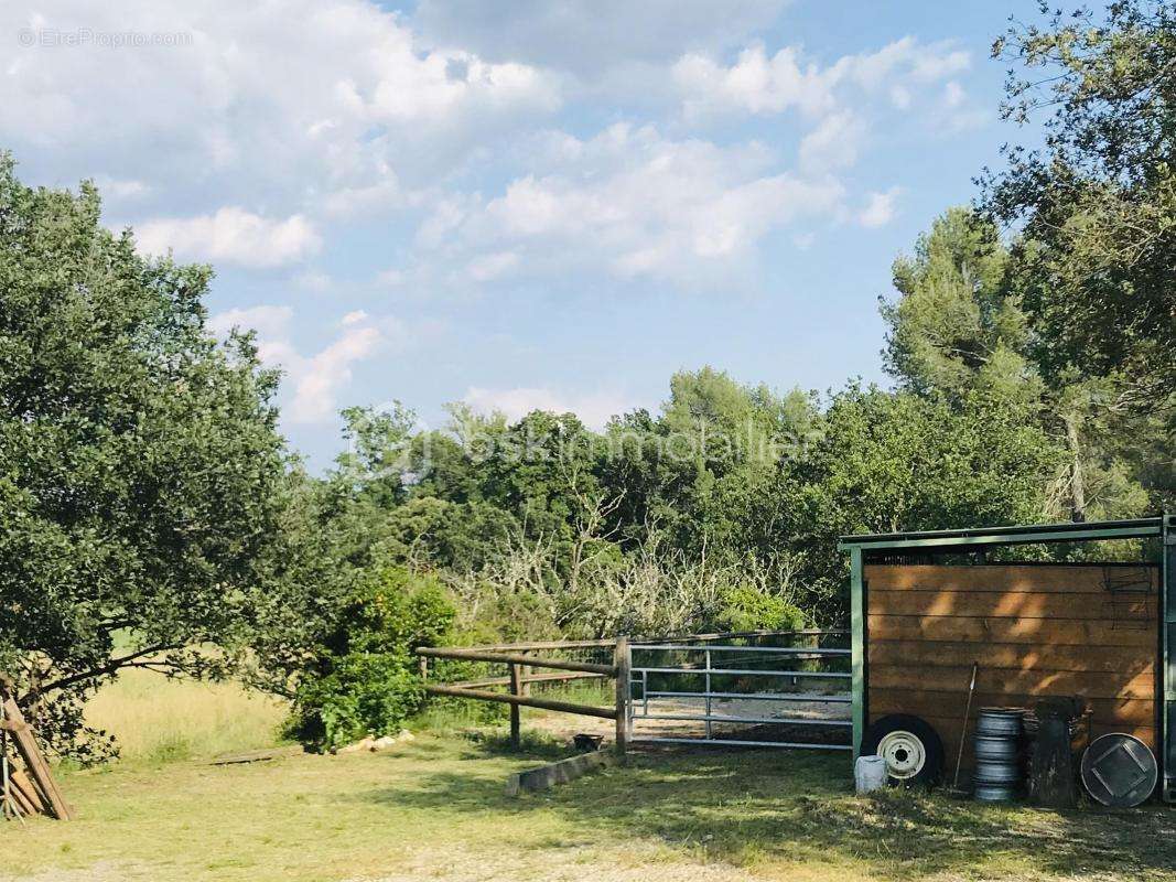 Maison à FOX-AMPHOUX