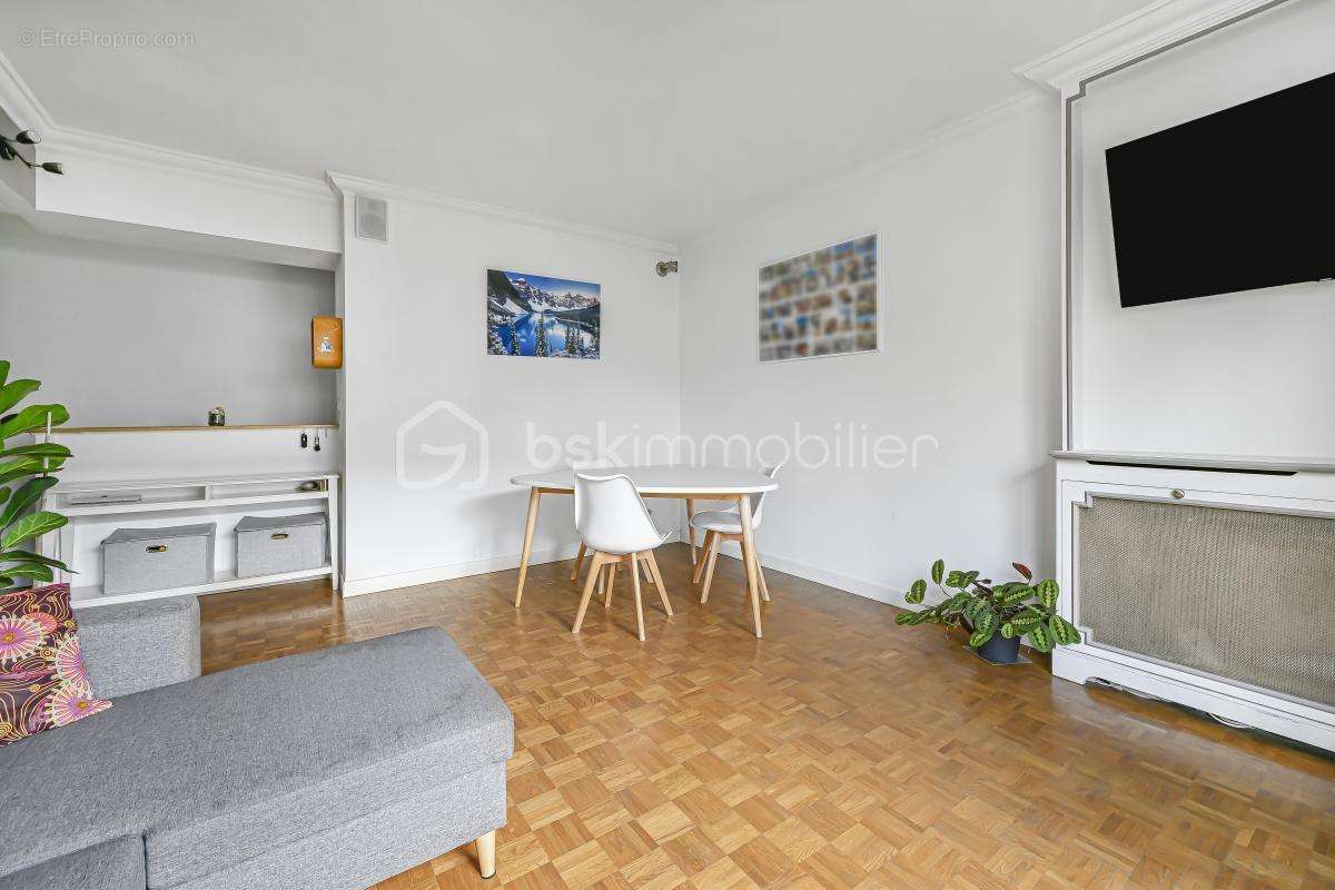 Appartement à NANTERRE