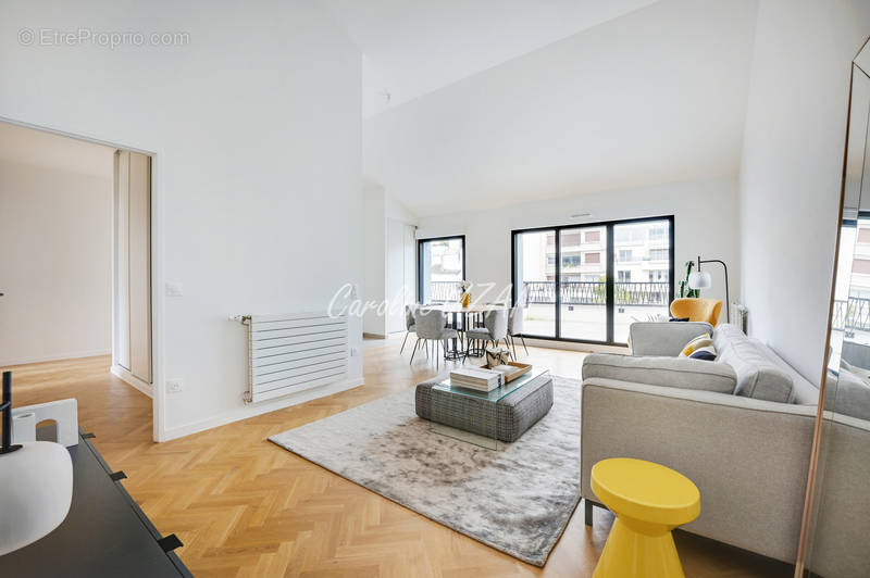 Appartement à SURESNES