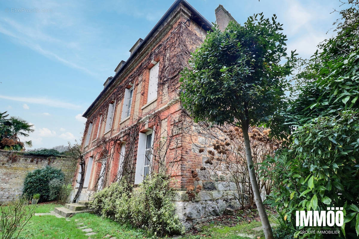 Maison à VILLEQUIER