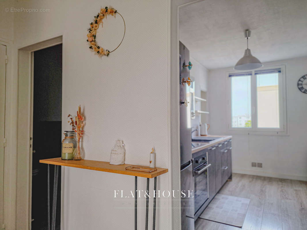 Appartement à SAINT-SEBASTIEN-SUR-LOIRE